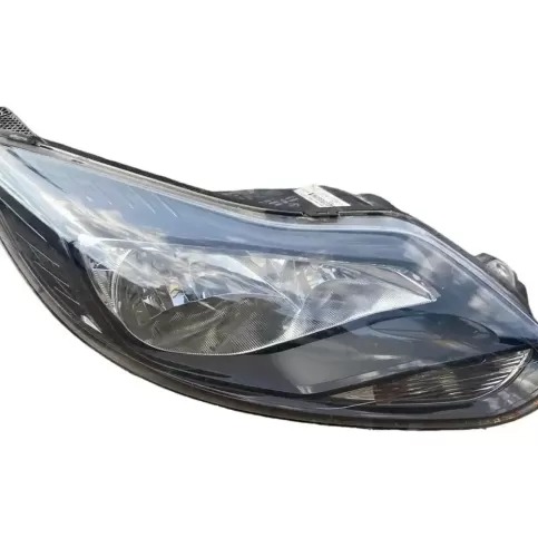 BM5113W029CK фара передняя Ford Focus 2013