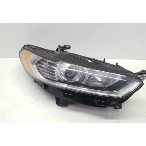 DS7313W029CD фара передняя Ford Fusion II 2015