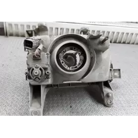 E1320022399 фара передняя Daihatsu Charade 1995