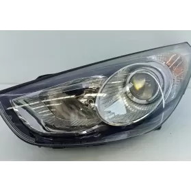 E2-B5-53-1 фара передня Hyundai ix35 2015