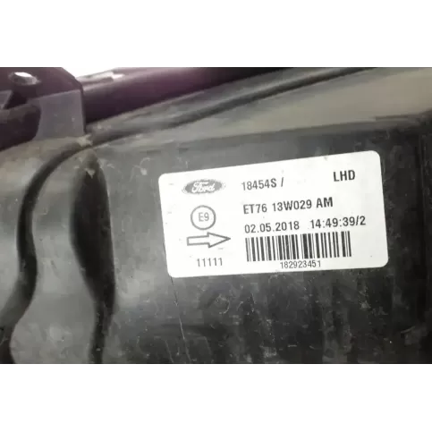ET7613W029AM фара передняя Ford Courier 2015