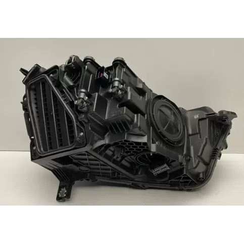 L090025 фара передняя Audi Q3 F3 2022
