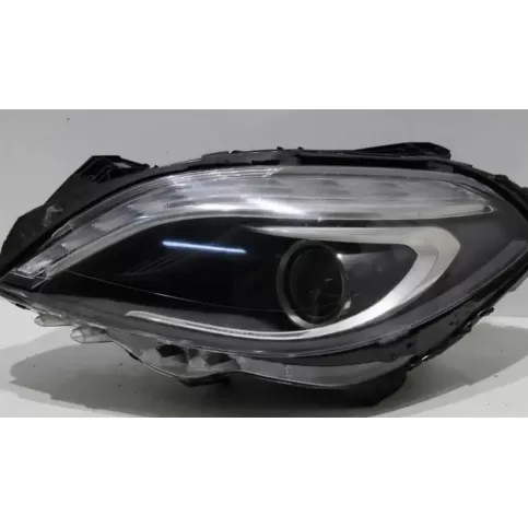 LE10A6247 фара передняя Mercedes-Benz B W246 W242 2011