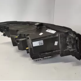 LK72-13W030-BC фара передняя Land Rover Discovery Sport 2016