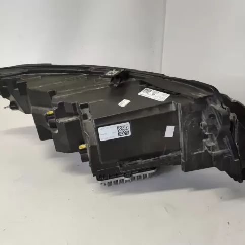 LK72-13W030-BC фара передняя Land Rover Discovery Sport 2016