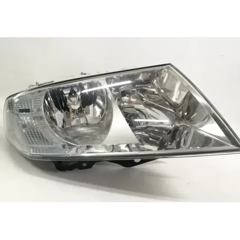 VP4SHX13005AAF фара передняя Skoda Octavia Mk2 (1Z) 2006