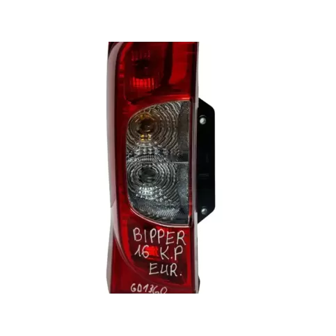 01353206080EU фара задняя Peugeot Bipper 2016
