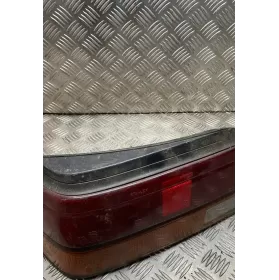 0436872L фара задняя Mazda 323 1985