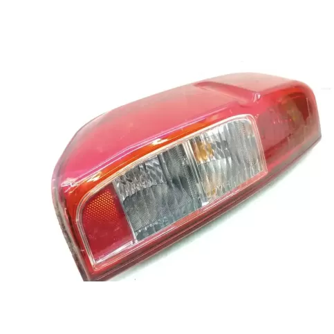 11-B626 фара задняя Nissan Navara D40 2012