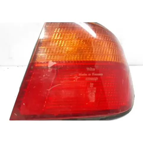 265502F025 фара задняя Nissan Primera 1996