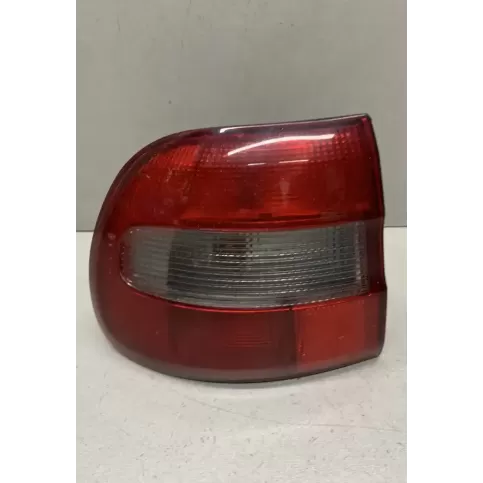 30623682 фара задняя Volvo S40, V40 2002