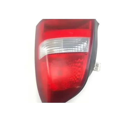 33310000115 фара задняя Nissan Primera 2002