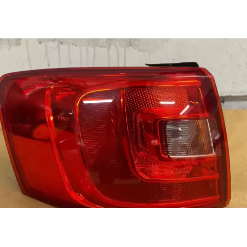 4191005 фара задня Volkswagen Jetta VI 2012
