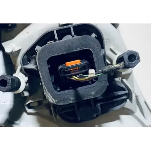 4VFX13404AA фара задня Volkswagen Golf V 2004