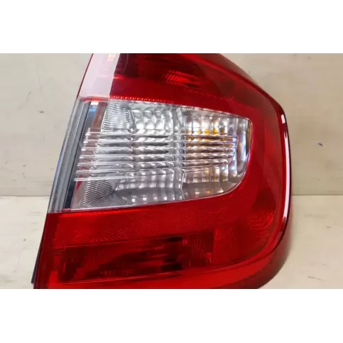 5JH945312 фара задня Skoda Rapid (NH) 2014