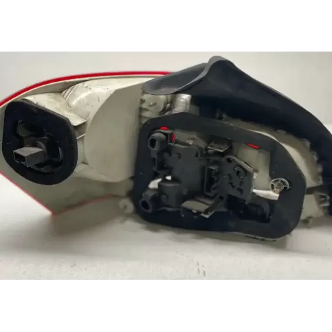 63216924520 фара задня BMW 1 E82 E88 2008