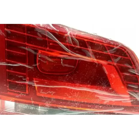 7P6945307 фара задняя Volkswagen Touareg II 2014