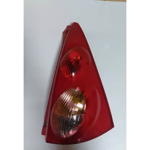 8155004040 фара задняя Peugeot 107 2008