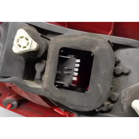 89038961 фара задня Opel Corsa D 2006