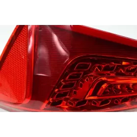 8R0945094B фара задня Audi Q5 SQ5 2010