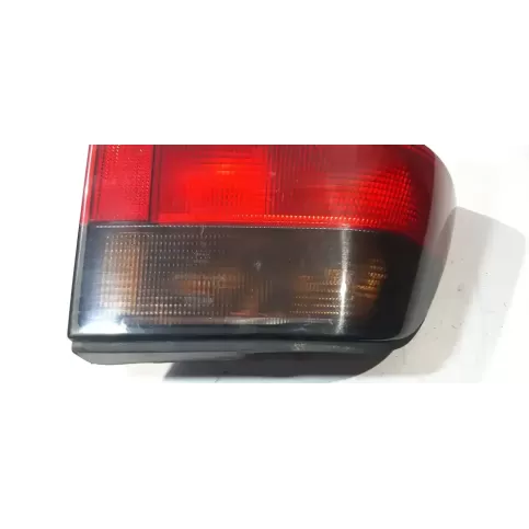9085358 фара задняя Saab 9000 CD 1995