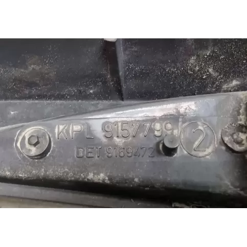 9157709 фара задняя Volvo V70 2000