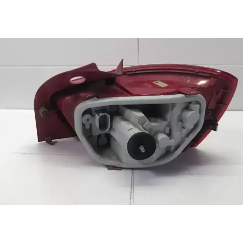9450946 фара задняя Seat Ibiza IV (6J,6P) 2016