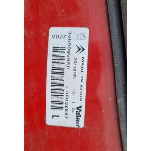 9650005880 фара задня Citroen Xsara Picasso 2000