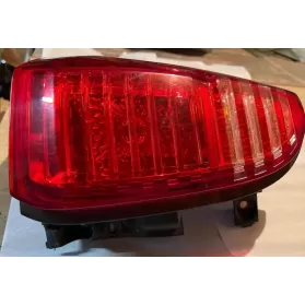 9672666680 фара задняя Peugeot 5008 2011