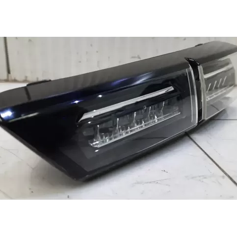 9835300680 фара задняя Peugeot 308 2021