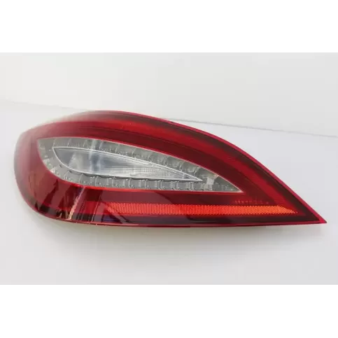 A2189067900 фара задняя Mercedes-Benz CLS C218 X218 2015