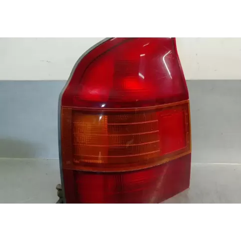 BG3B51160C фара задня Mazda 323 1994