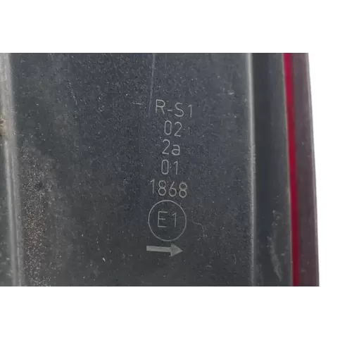 E11868 фара задняя Volkswagen Golf Plus 2008