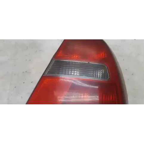 HELLA151086151086 фара задня Mitsubishi Carisma 2000