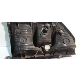 R1726R фара задняя Mitsubishi Montero 2003