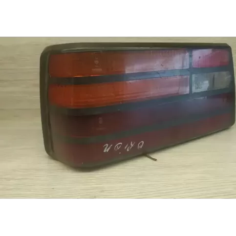 0053382R38 фара задняя Ford Orion 1986