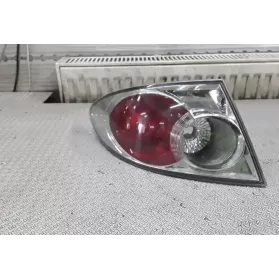 082161952LR фара задняя Mazda Premacy 2002