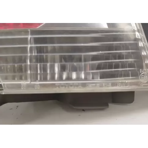 12V21451 фара задняя Lexus IS 200-300 2000
