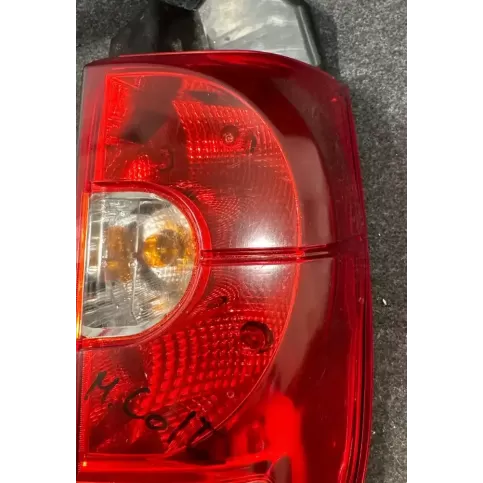 21670204 фара задня Mitsubishi Colt 2011