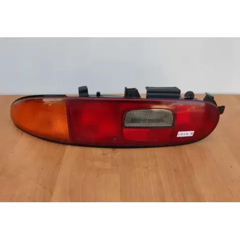 22061376 фара задняя Mazda MX-3 1993