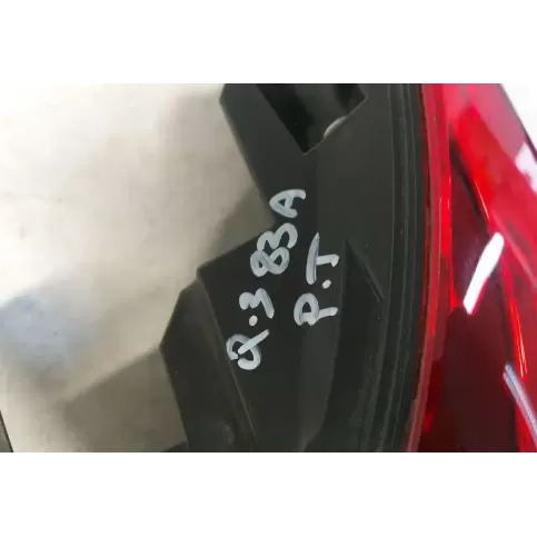 83A945092 фара задня Audi Q3 F3 2020