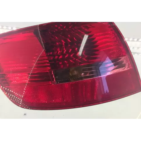 89034302 фара задня Audi A6 S6 C6 4F 2006