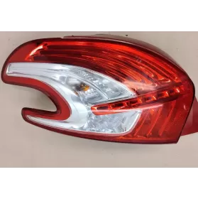 9672682880 фара задняя Peugeot 208 2013