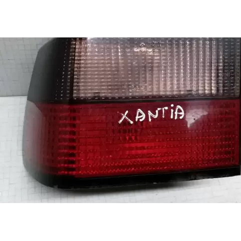 AXO294701 фара задняя Citroen Xantia 1998