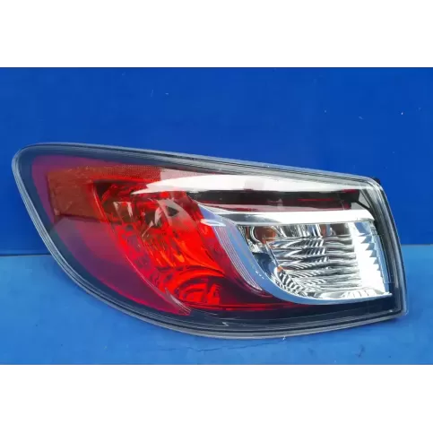 BBM451160 фара задня Mazda 3 II 2009