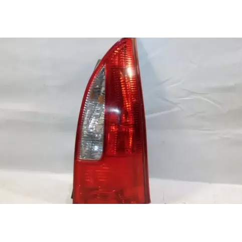 CB0151150A фара задня Mazda Premacy 1999