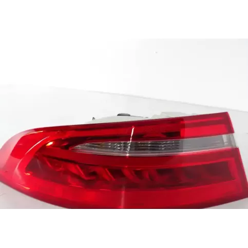 GA73-13405-AF фара задняя Jaguar XE 2017