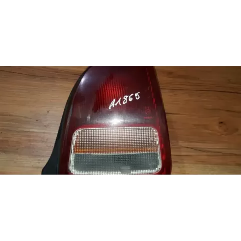 STANLEY0431679R фара задняя Mitsubishi Colt 1995