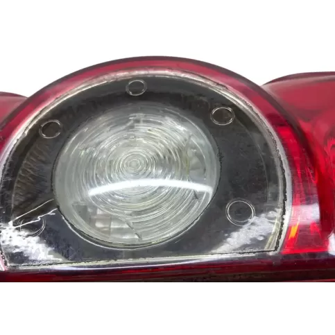 00518106740 фара задняя Fiat Doblo 2010