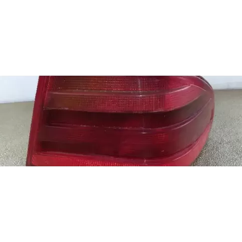 197028R фара задняя Mercedes-Benz E W210 1999